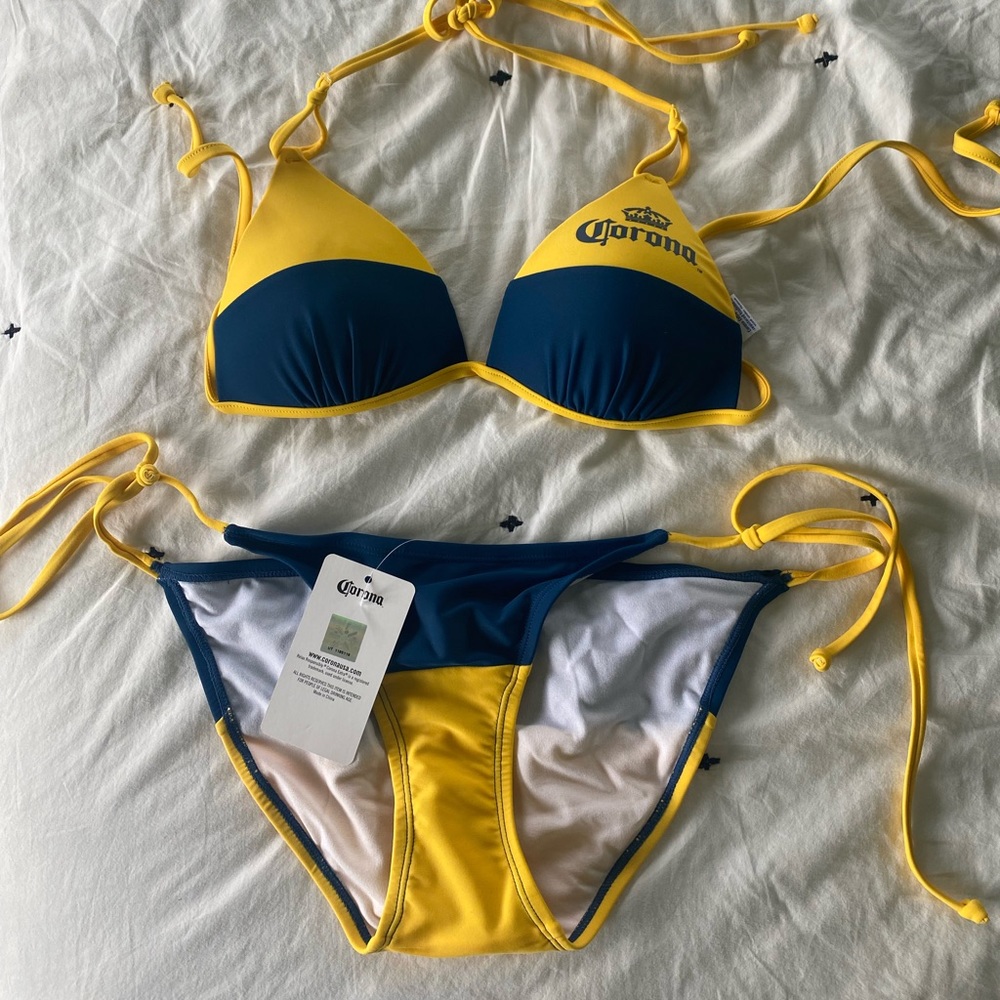 NWT corona string bikini